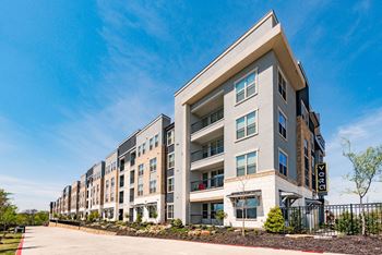 exterior view at the reserve at riverdale apartments in riverdale, nj